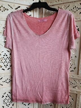 Gigi Moda Lunia V-neck Top- Size Medium- Pink & Shimmering Silver Accents